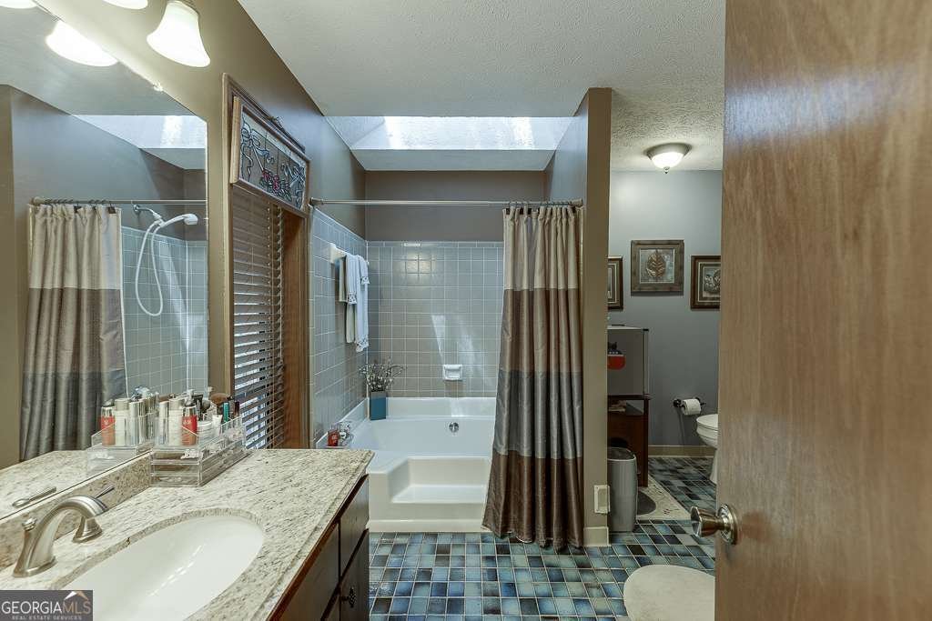 1042 Cedar Forest Court Stone Mountain - 23