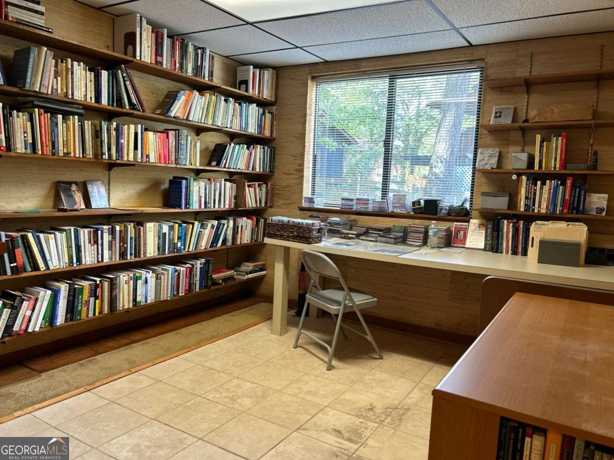 1042 Cedar Forest Court Stone Mountain - 39