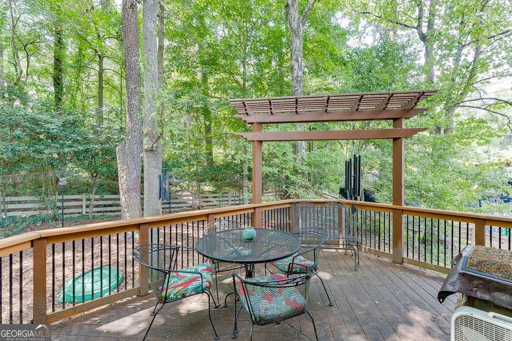 1042 Cedar Forest Court Stone Mountain - 44