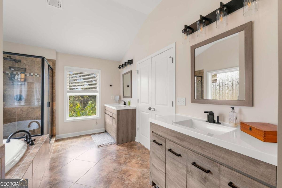 682 Cobblestone Creek Lane Mableton - 20