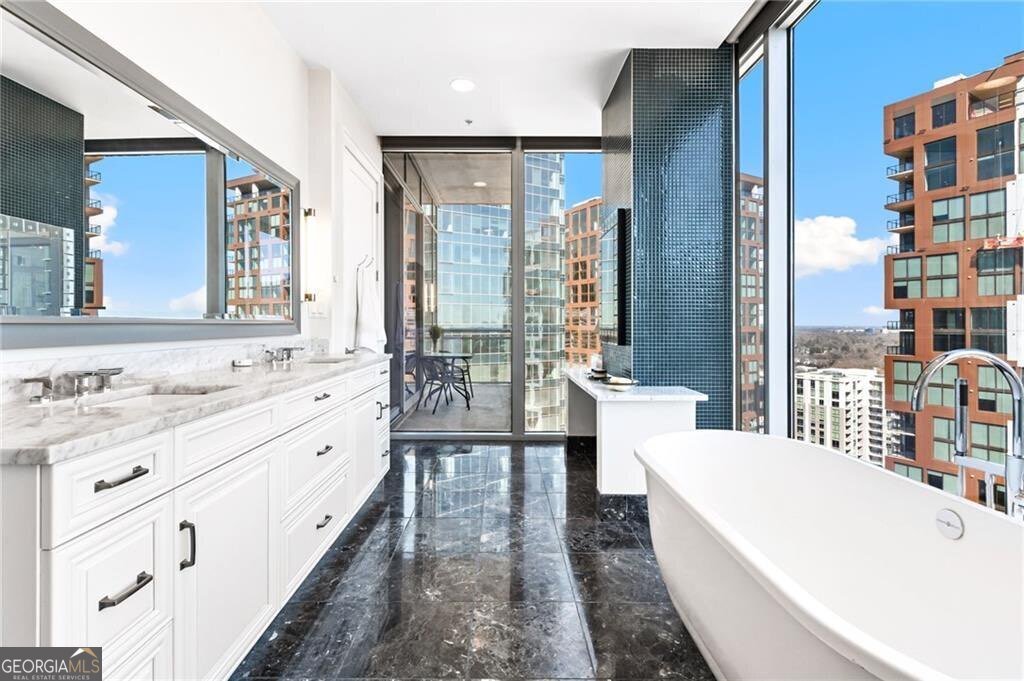 1065 Peachtree Street Atlanta - 28
