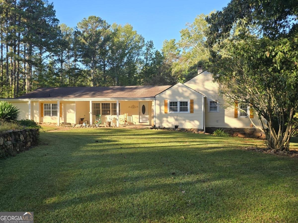 7680 Banks Mill Road Douglasville - 1