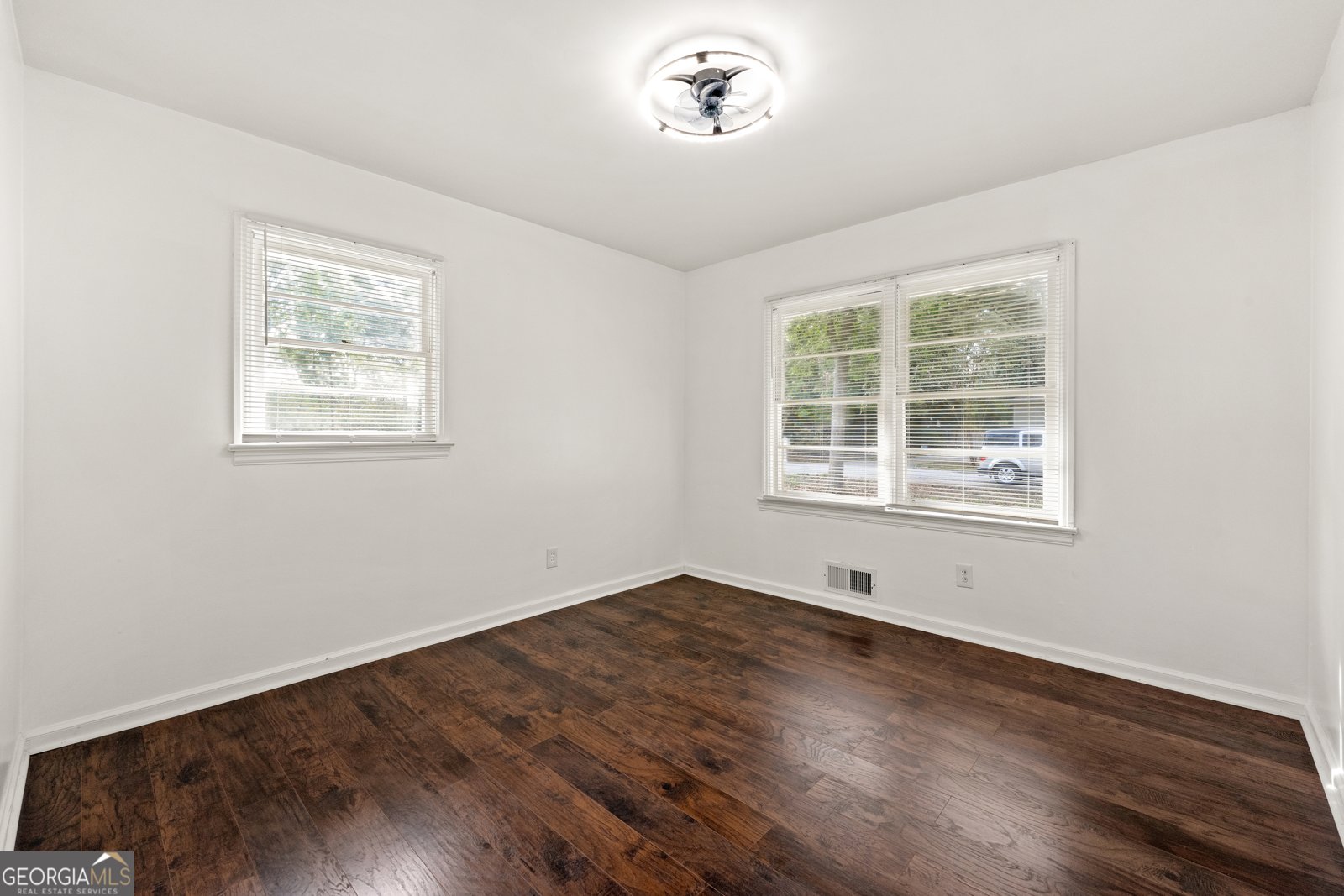 765 Mimosa Street Riverdale - 9