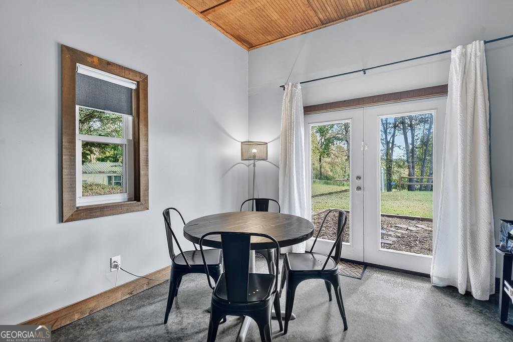 100 Blueberry Lane Blue Ridge - 54