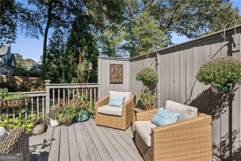 1074 Rosewood Drive Atlanta - 25