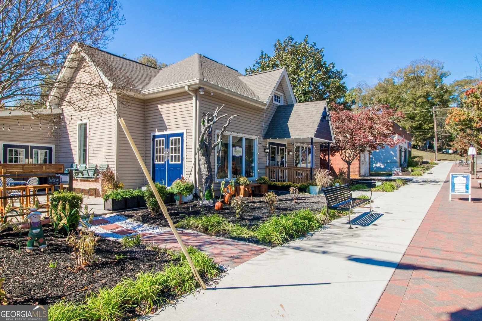 6095 Hoot Owl Lane Flowery Branch - 77