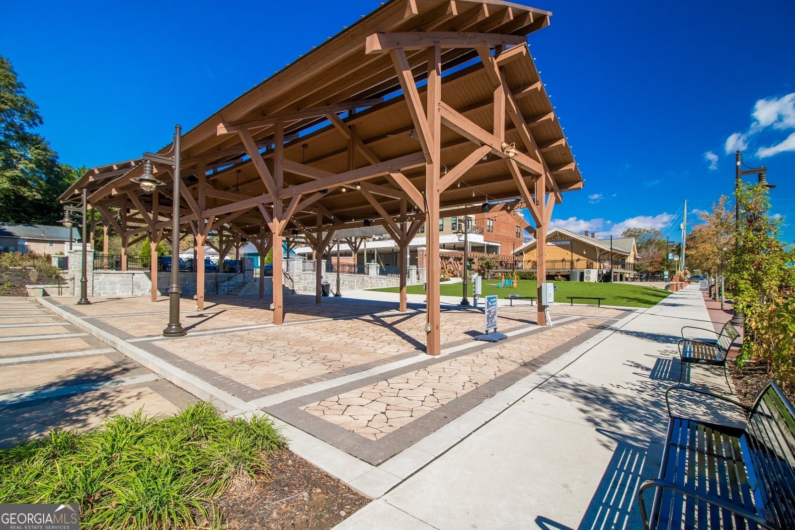 6095 Hoot Owl Lane Flowery Branch - 86