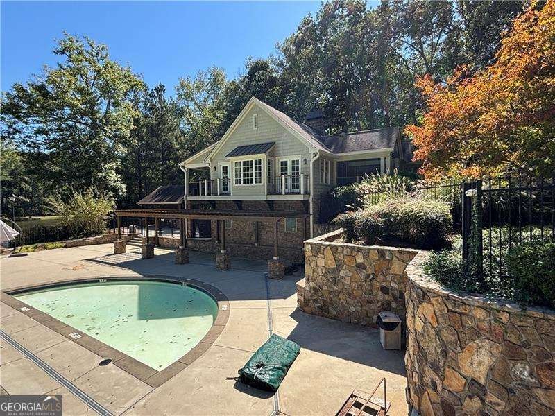 2249 Smoke Stone Circle Marietta - 33