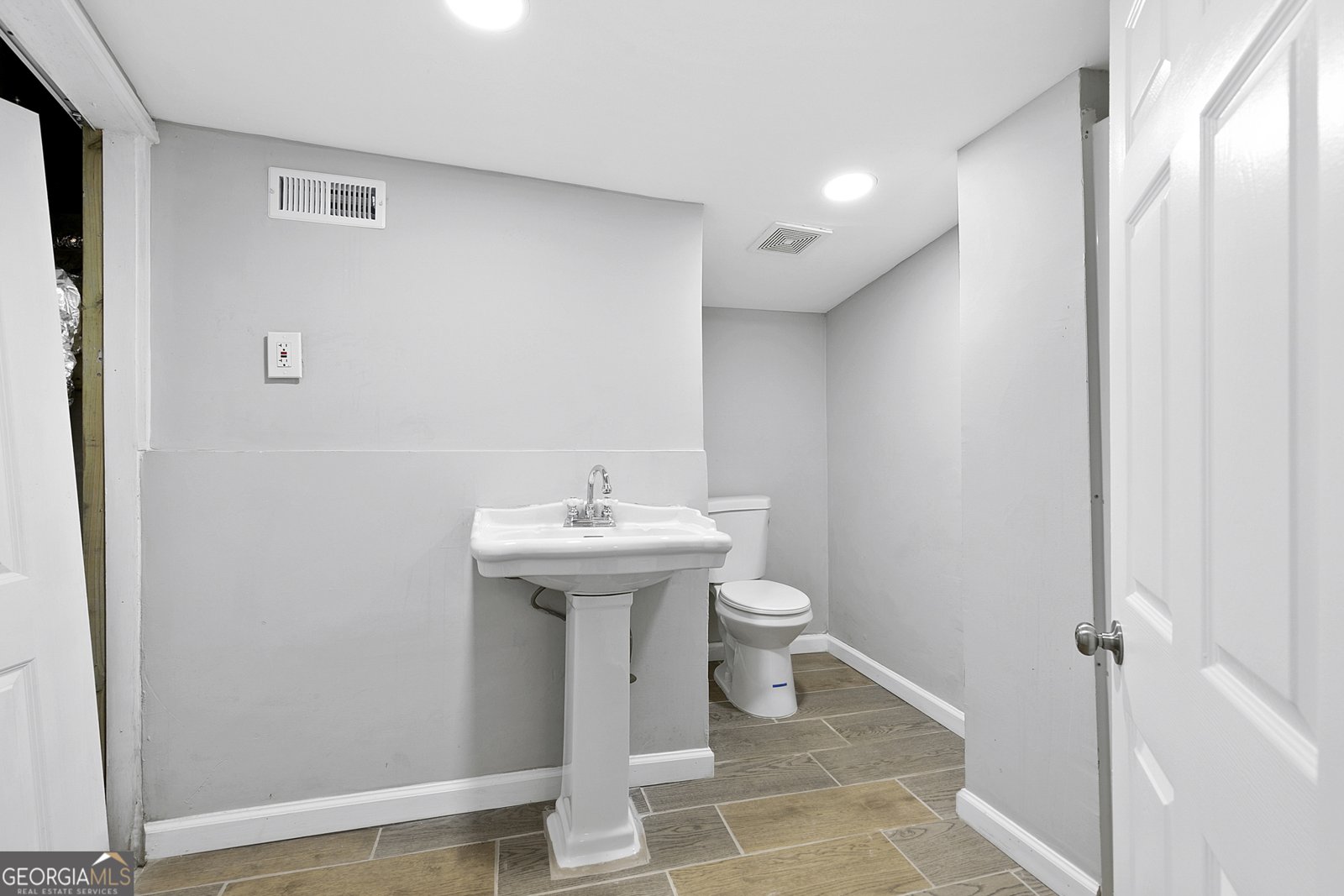477 Fairlane Circle Atlanta - 2