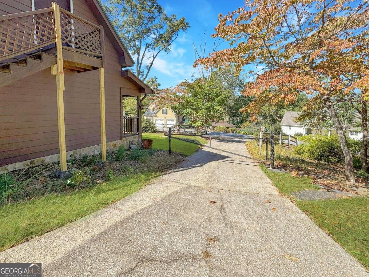 6708 Bass Circle Buford - 32