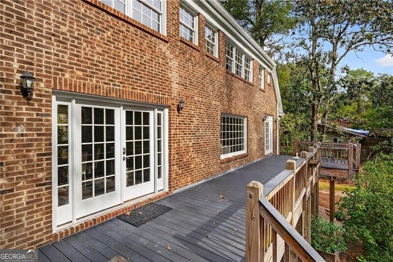 1018 Peachtree Battle Circle Atlanta - 3