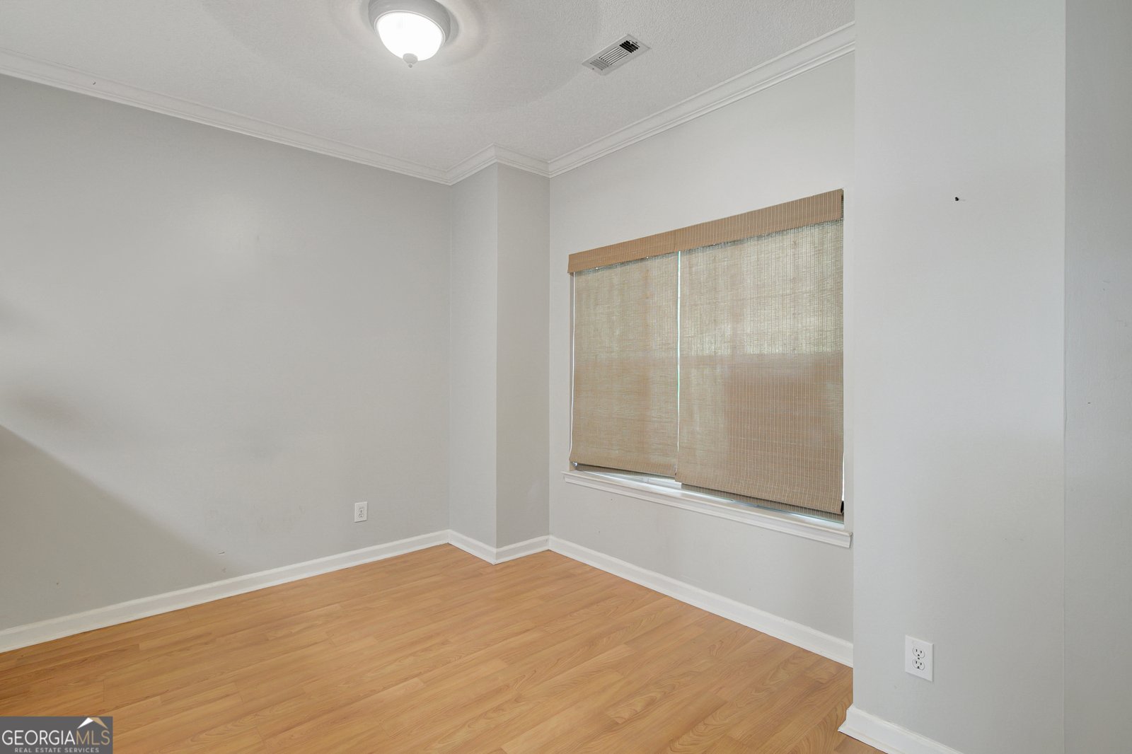 70 Strathmore Drive Sharpsburg - 16