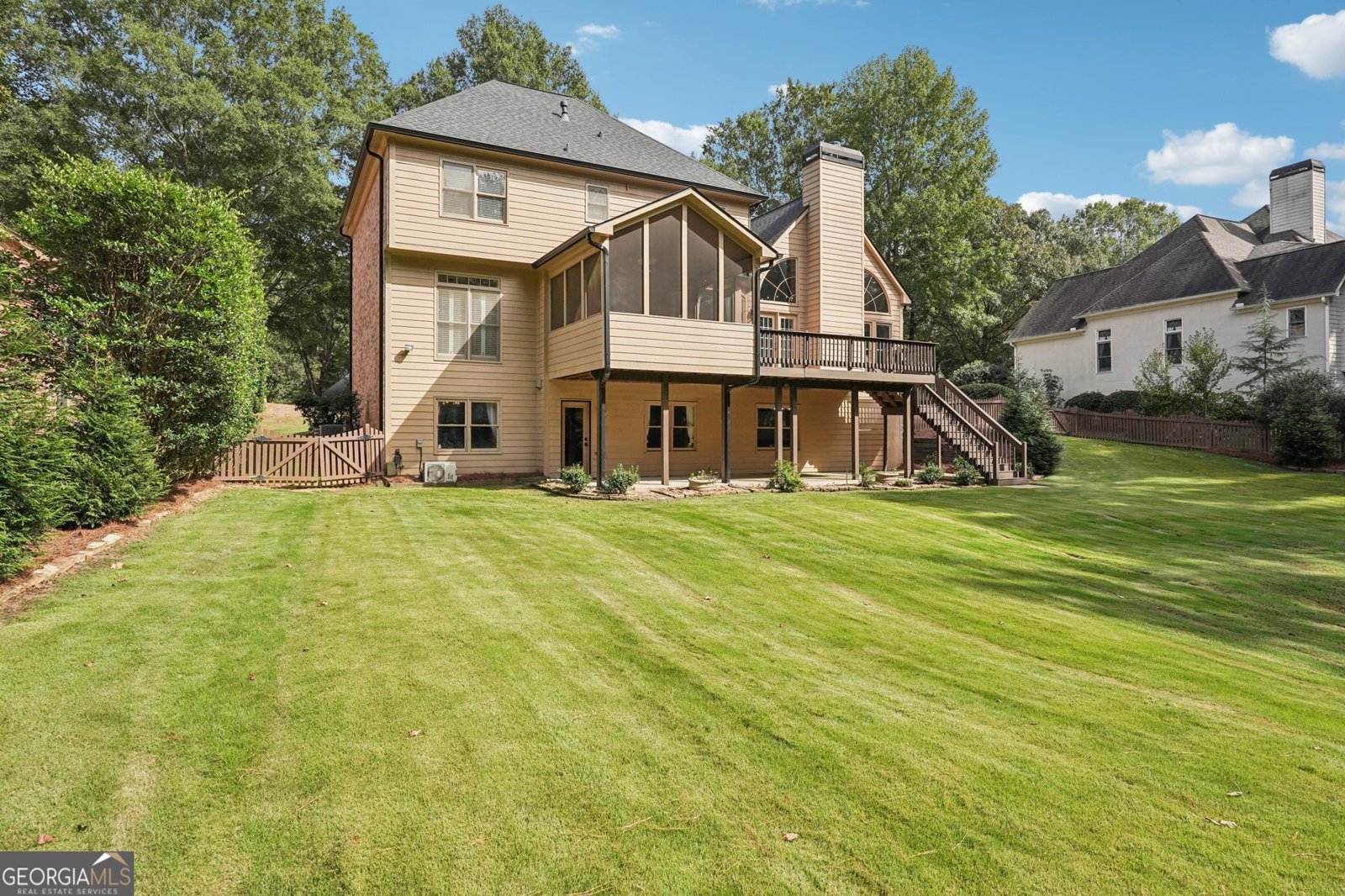 338 Grand Avenue Suwanee - 55