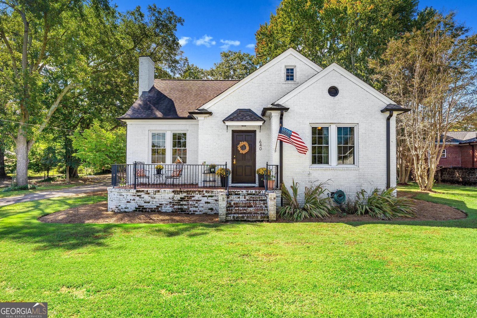 640 Howell Street Hartwell - 2