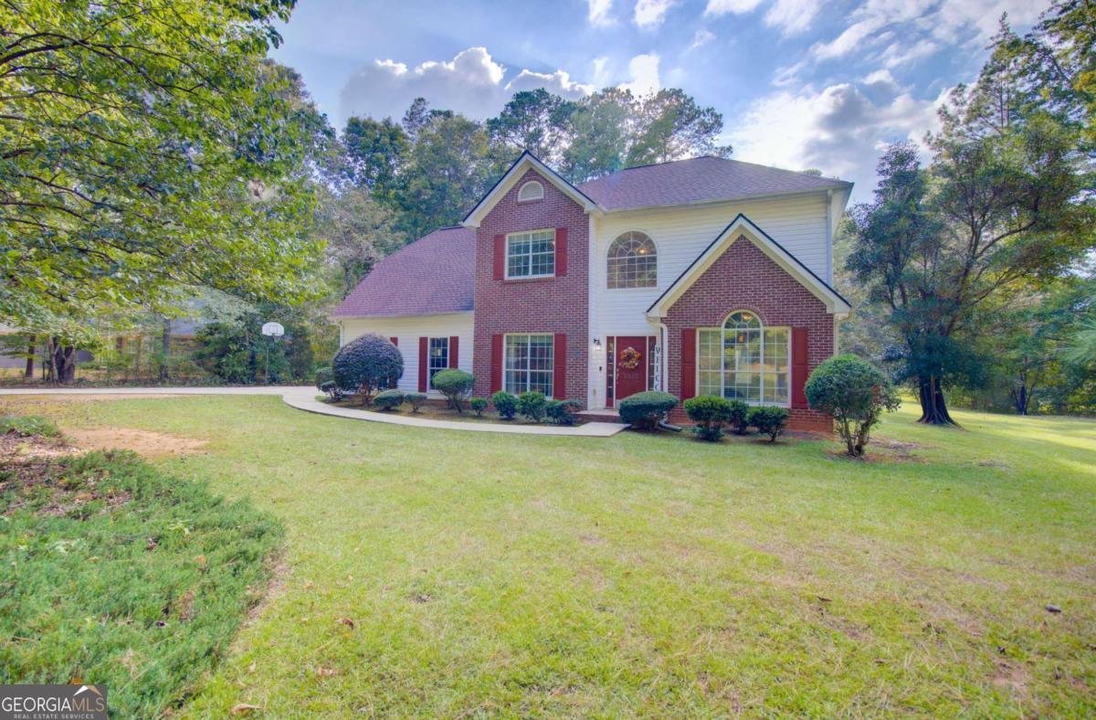 6835 Tell Road Fairburn - 1
