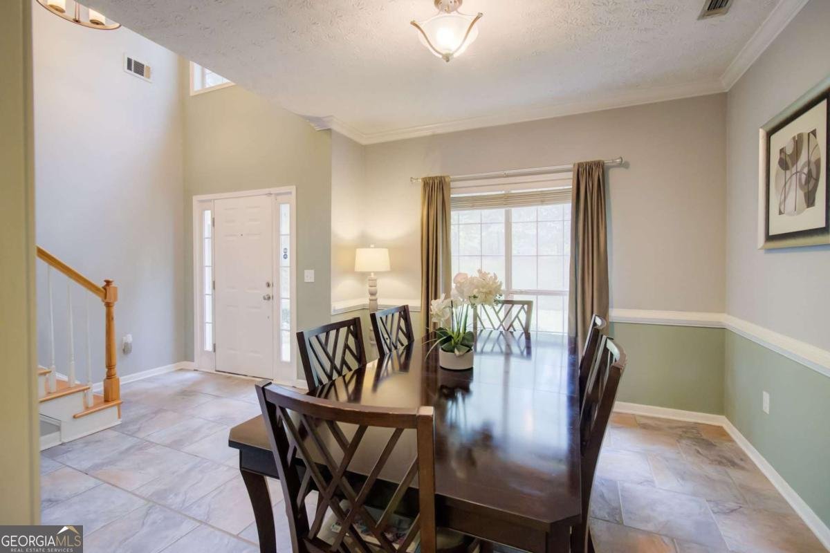 6835 Tell Road Fairburn - 10
