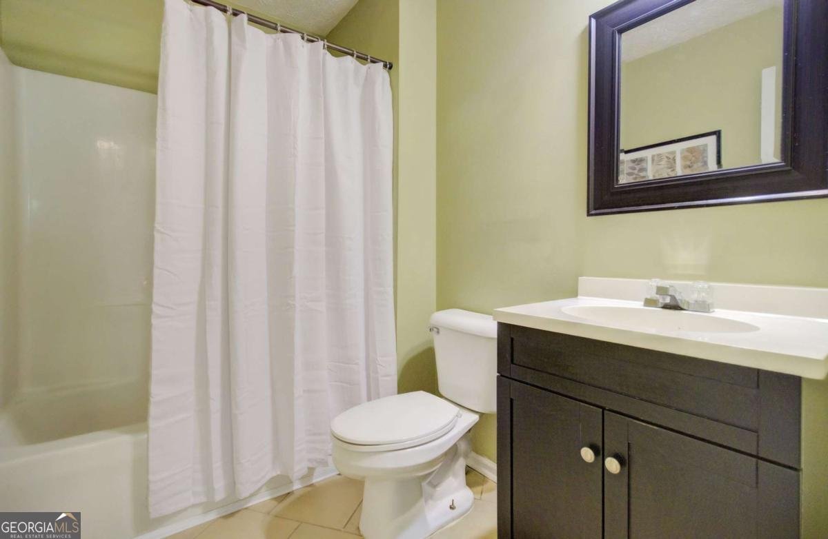 6835 Tell Road Fairburn - 36