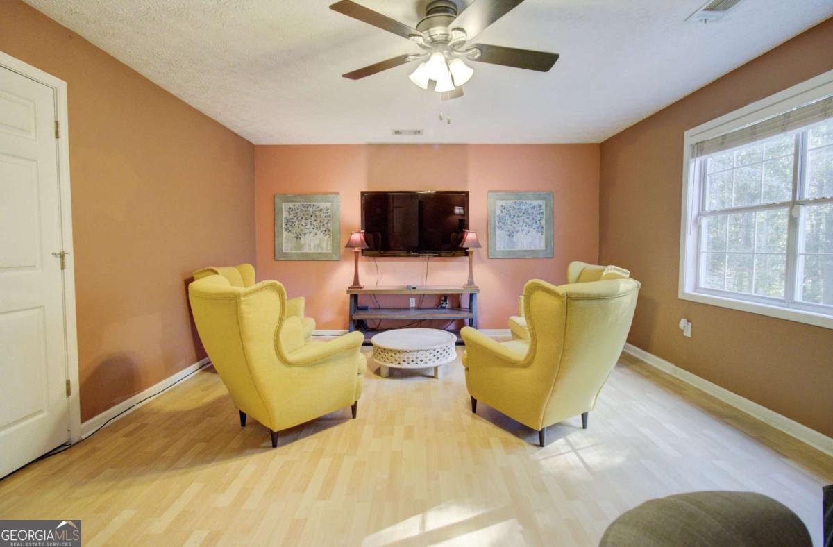 6835 Tell Road Fairburn - 38