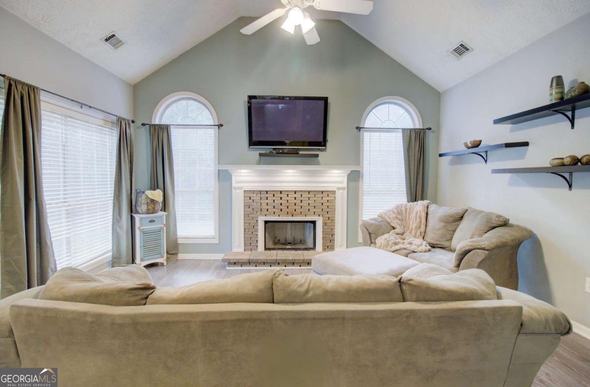 6835 Tell Road Fairburn - 7