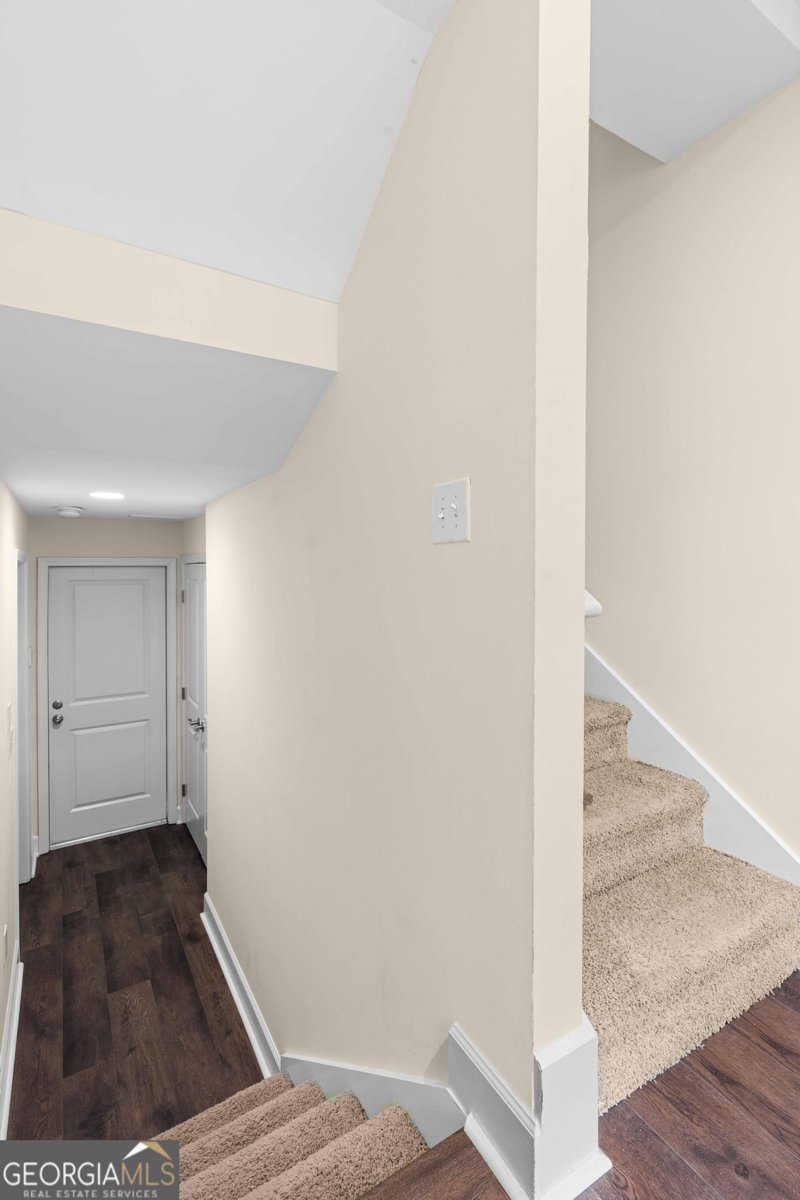 702 Cosmopolitan Drive Atlanta - 16