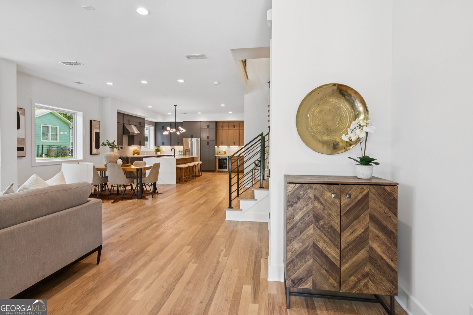81 Walthall Street Atlanta - 2