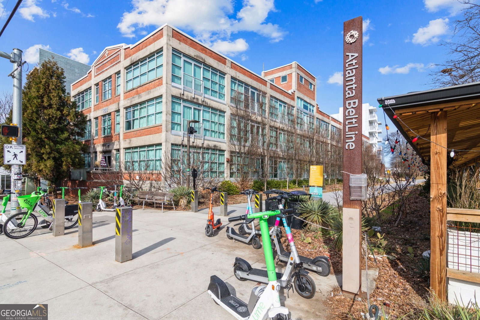 81 Walthall Street Atlanta - 38