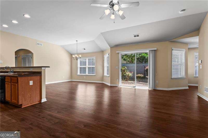 4022 Cottage Oaks Drive Acworth - 13