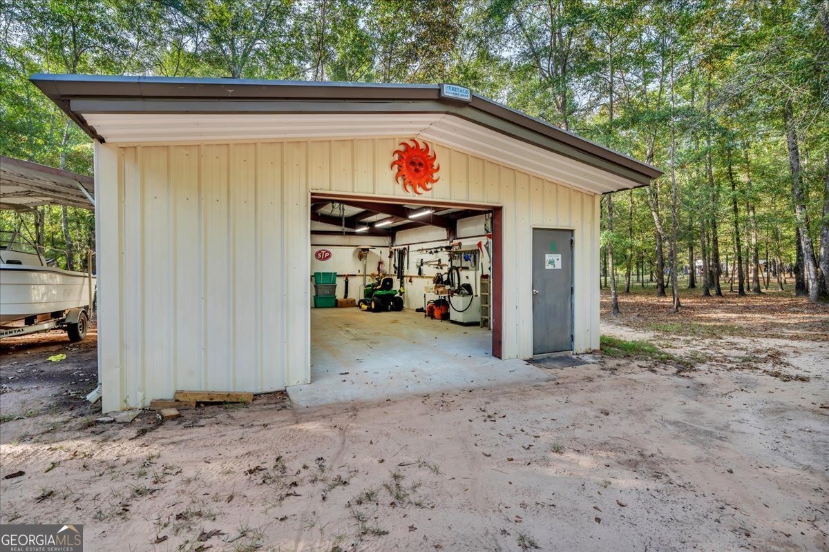 81 Peach Blossom Road Pineview - 8