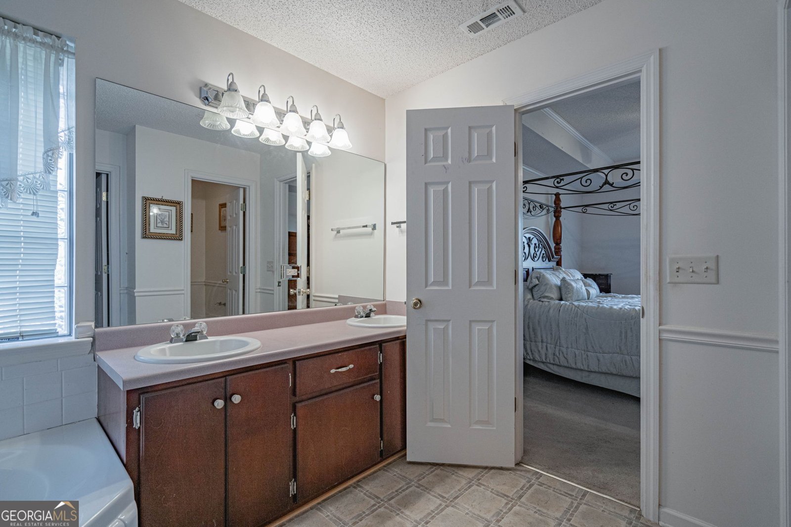 186 Wayfair Lane Hinesville - 37