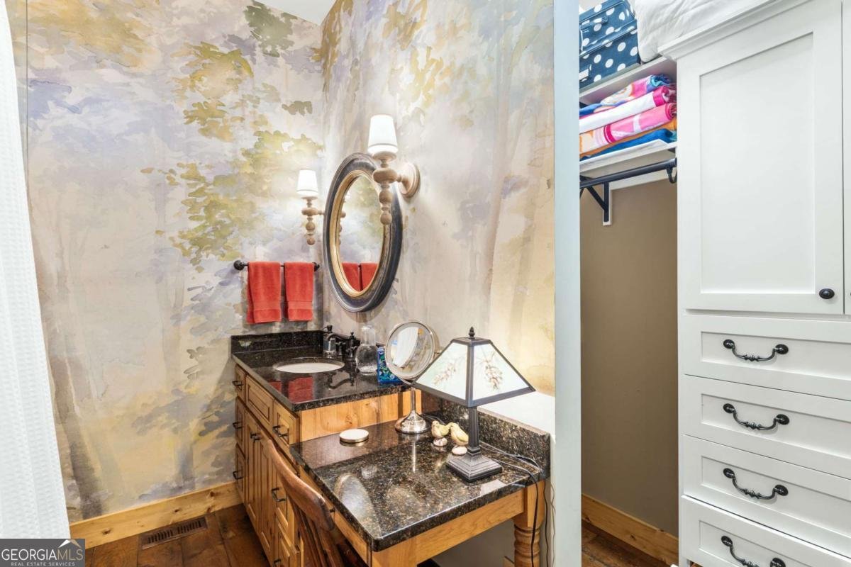 220 Haven Lane Murphy - 9