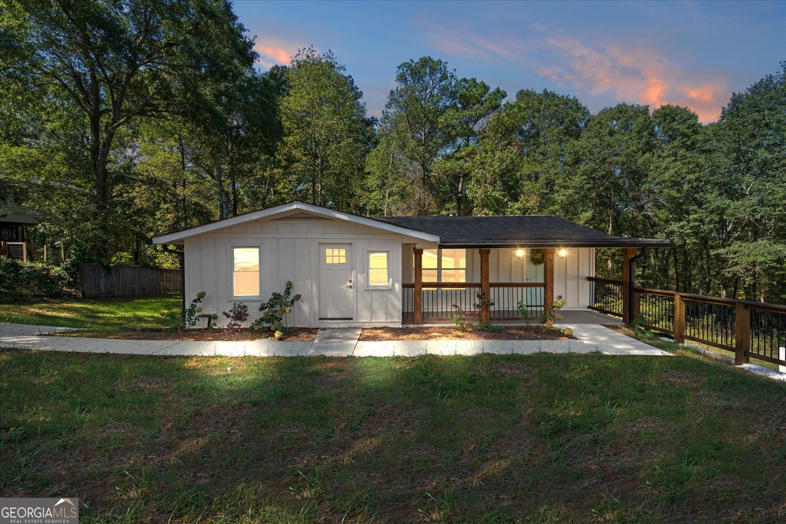 816 Stewart Street Carrollton - 2