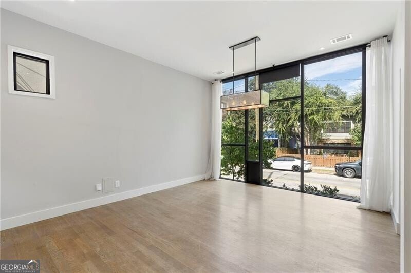 575 Highland Avenue Atlanta - 12