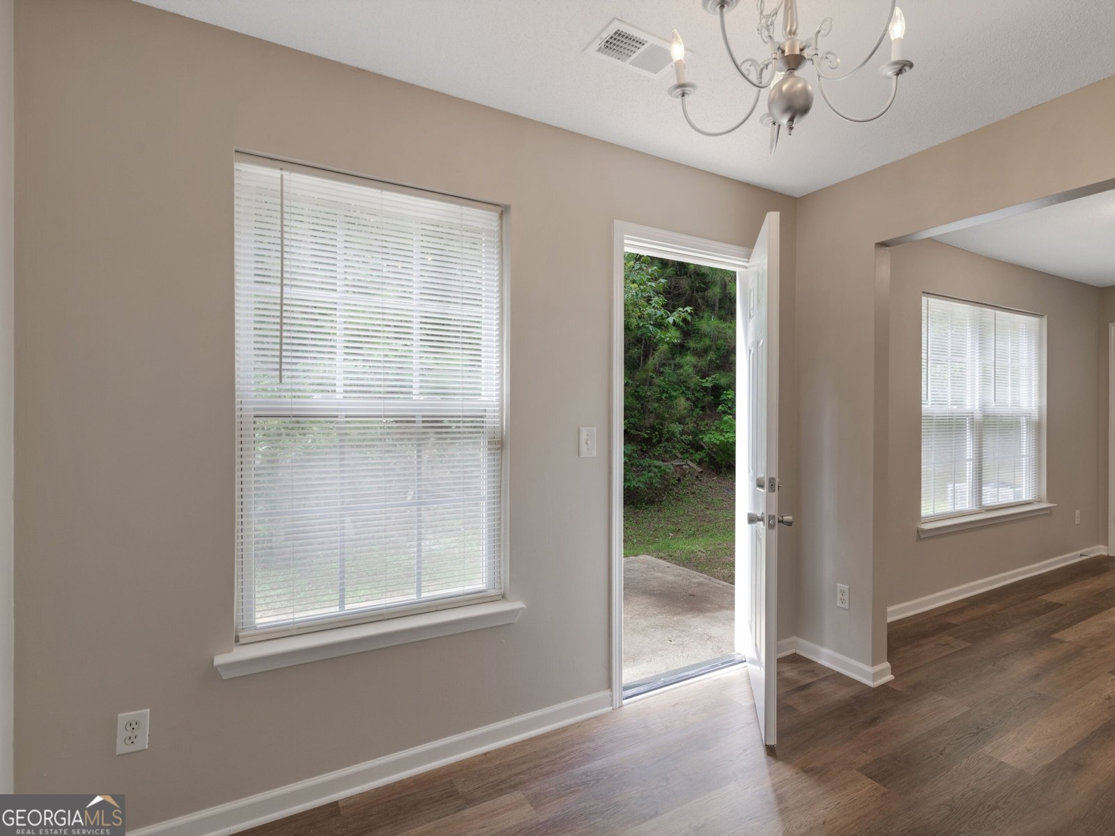 235 London Drive McDonough - 9