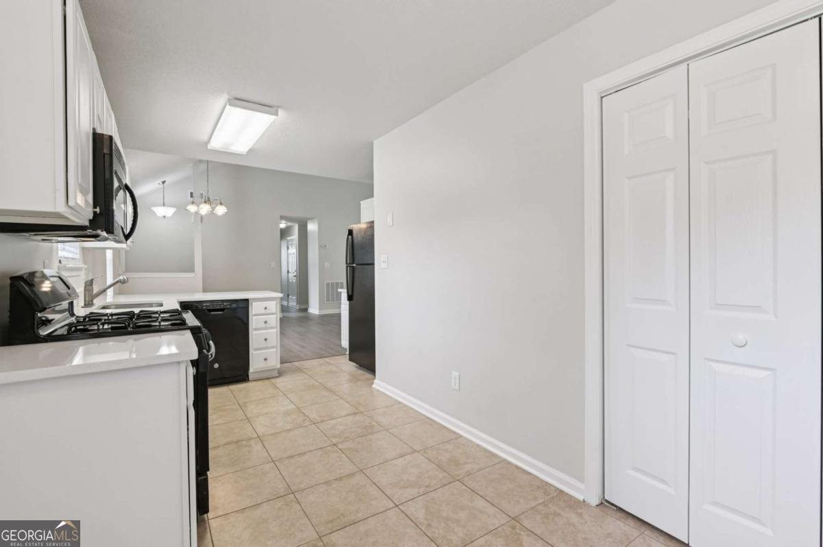 1528 Wembley Drive Douglasville - 13