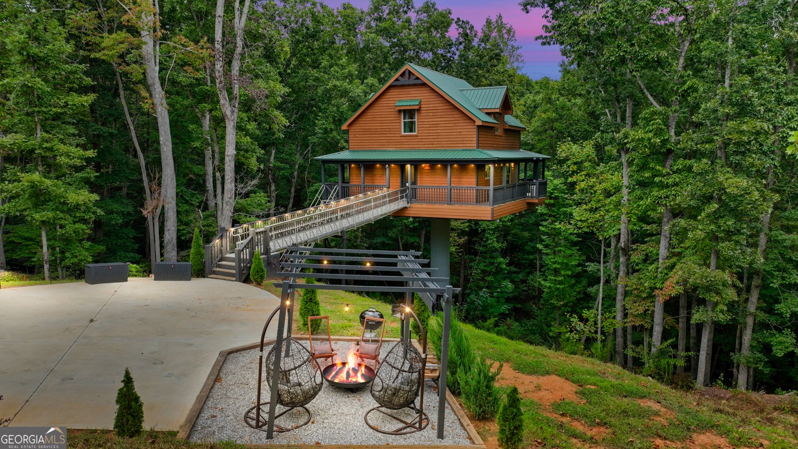 320 Hickory Ridge Drive Cleveland - 1