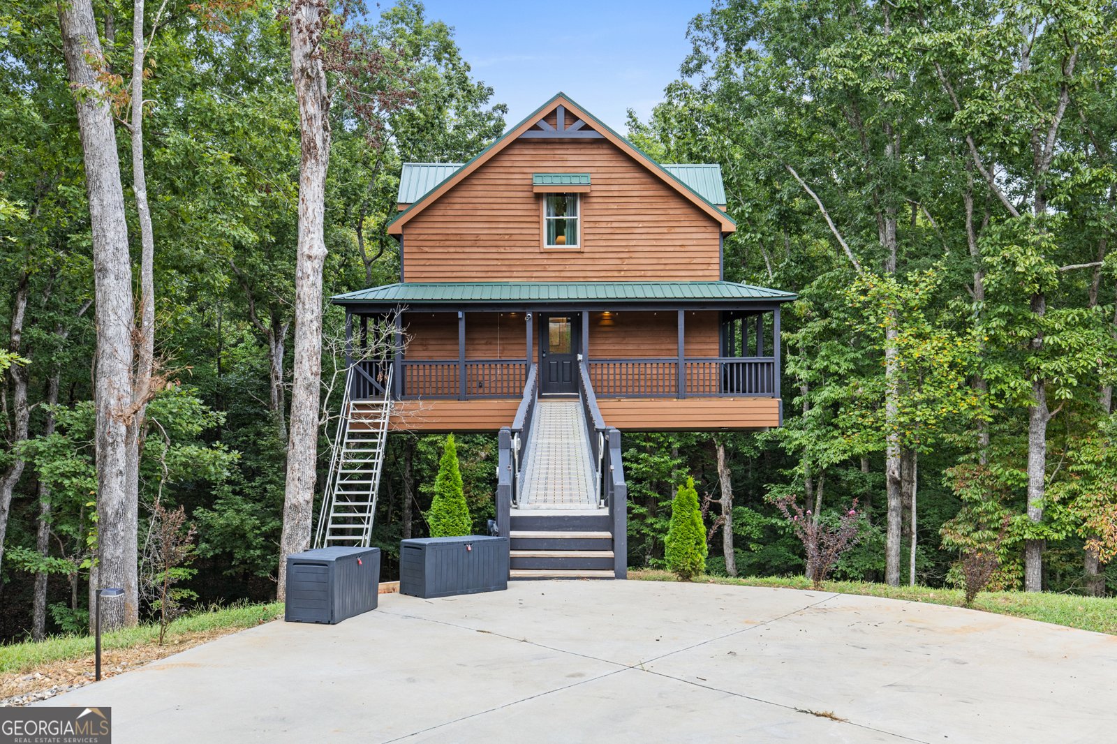 320 Hickory Ridge Drive Cleveland - 52