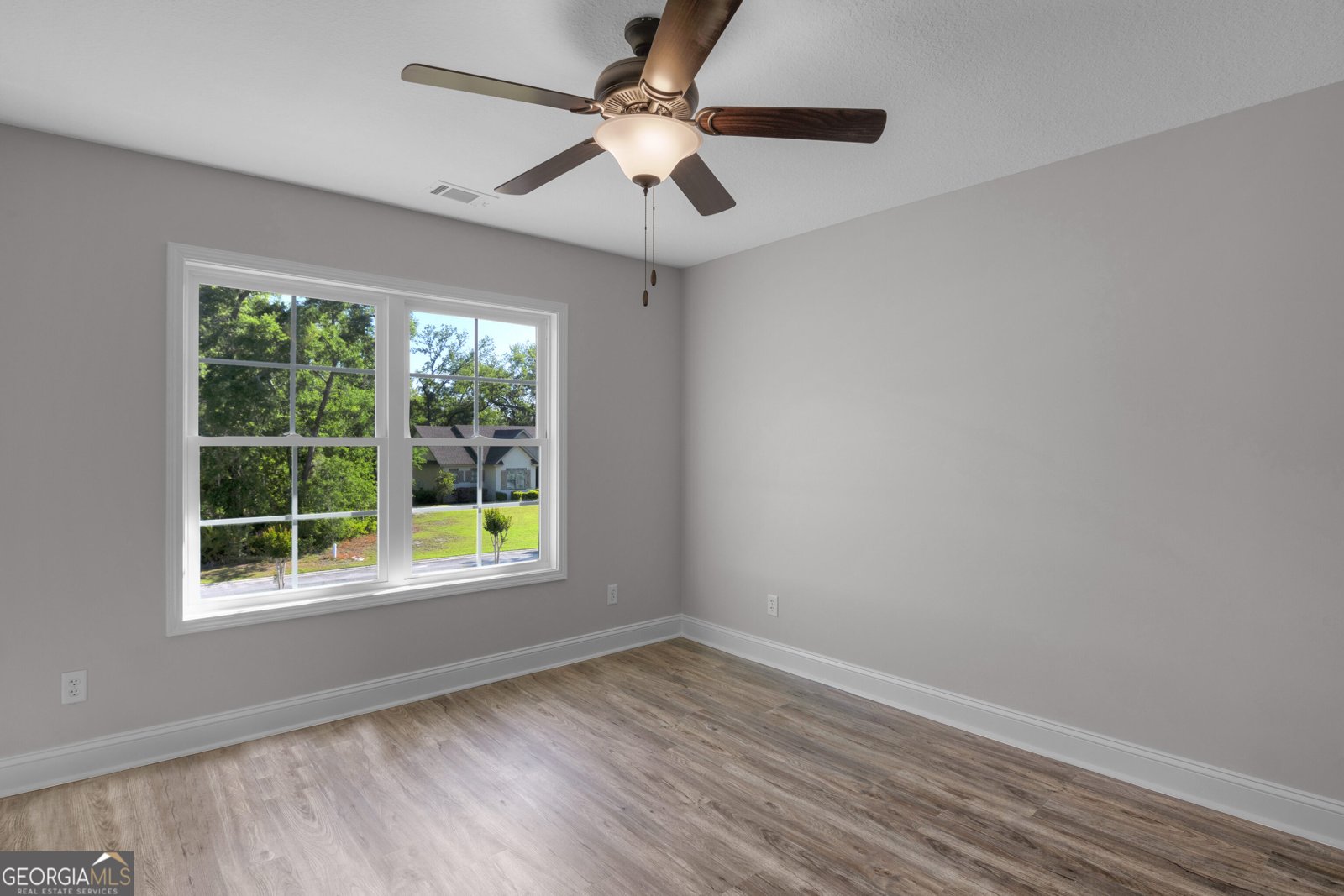 186 Barrington Oaks Drive Brunswick - 33