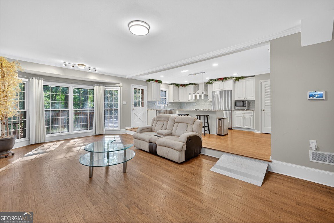 2037 Stoneleigh Drive Stone Mountain - 12