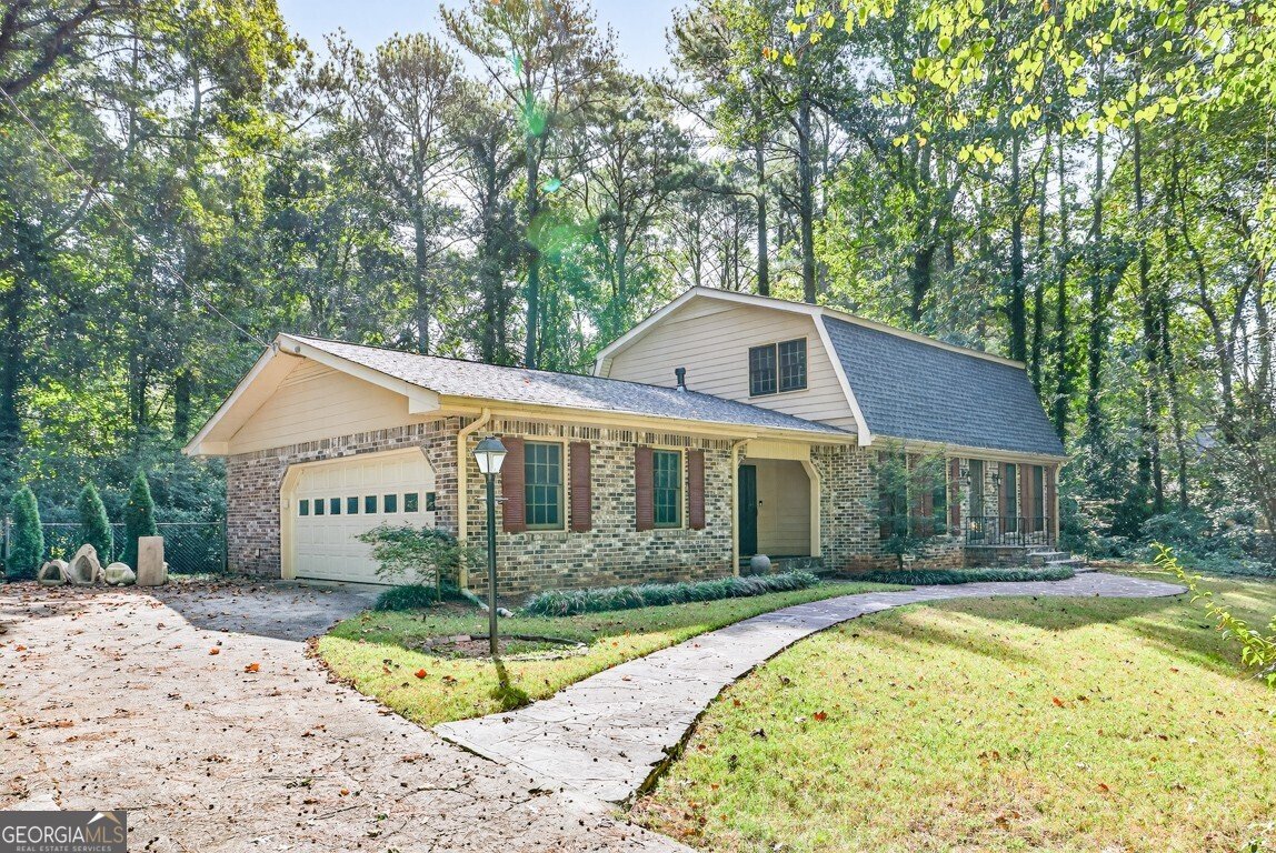 2037 Stoneleigh Drive Stone Mountain - 2
