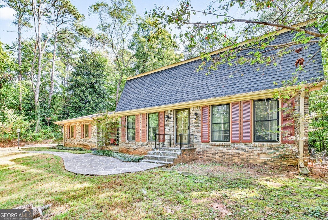 2037 Stoneleigh Drive Stone Mountain - 4