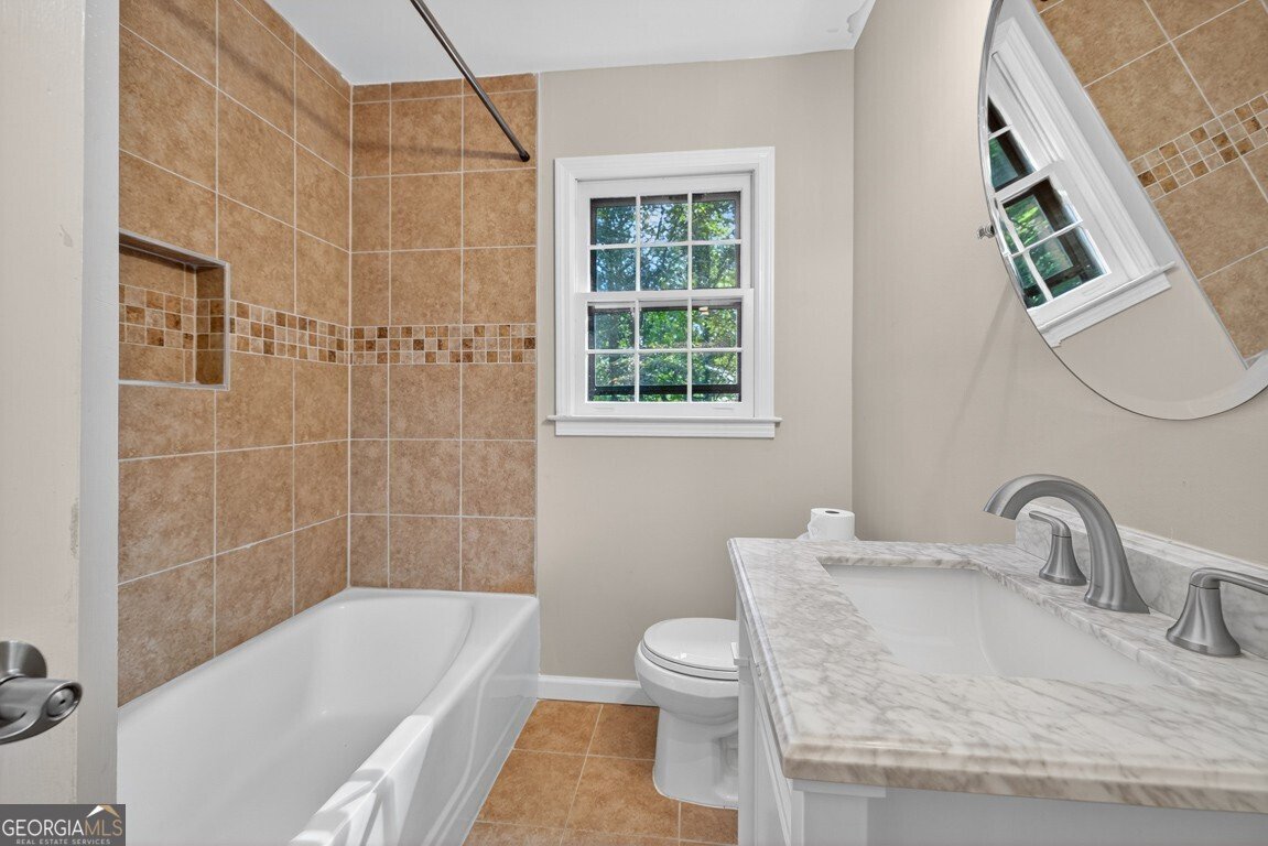 2037 Stoneleigh Drive Stone Mountain - 43