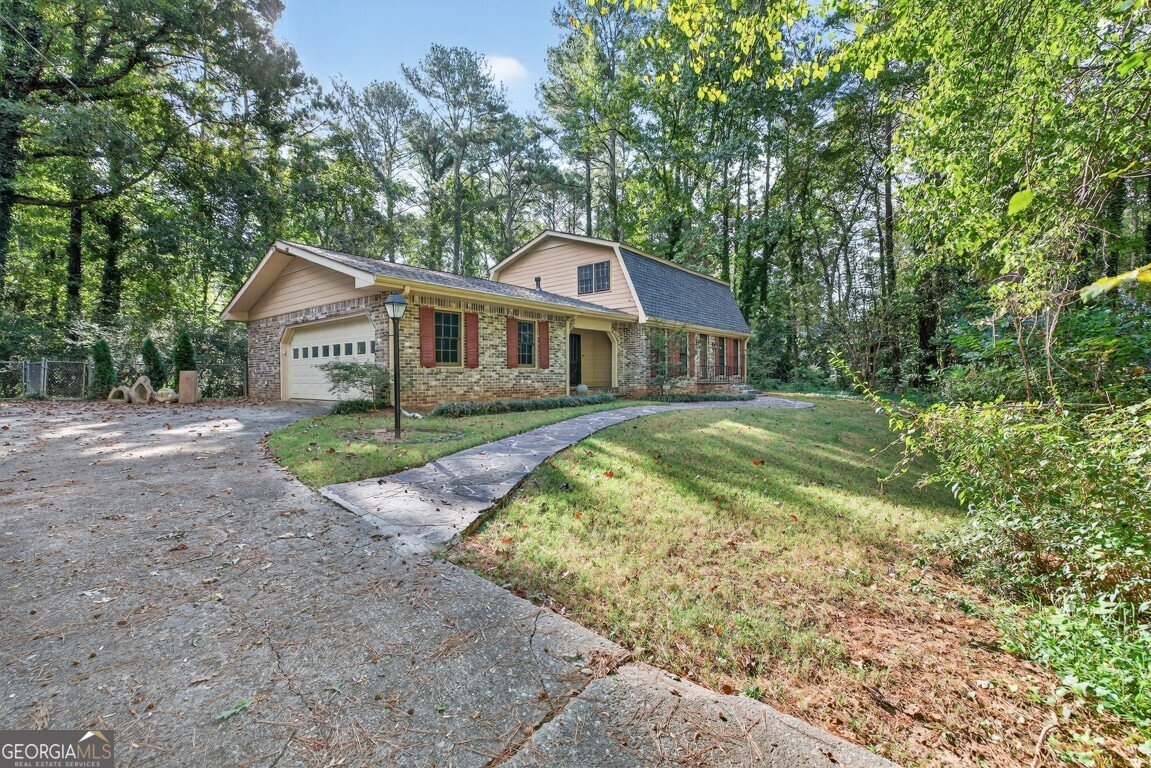 2037 Stoneleigh Drive Stone Mountain - 6