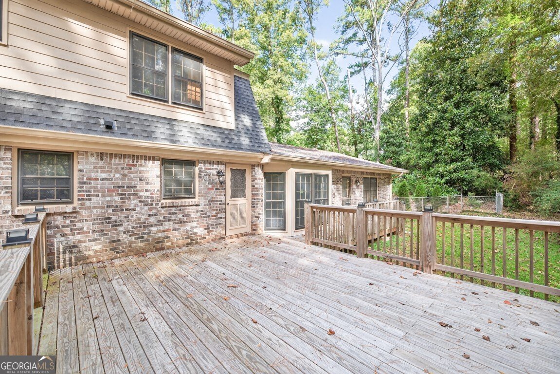 2037 Stoneleigh Drive Stone Mountain - 66