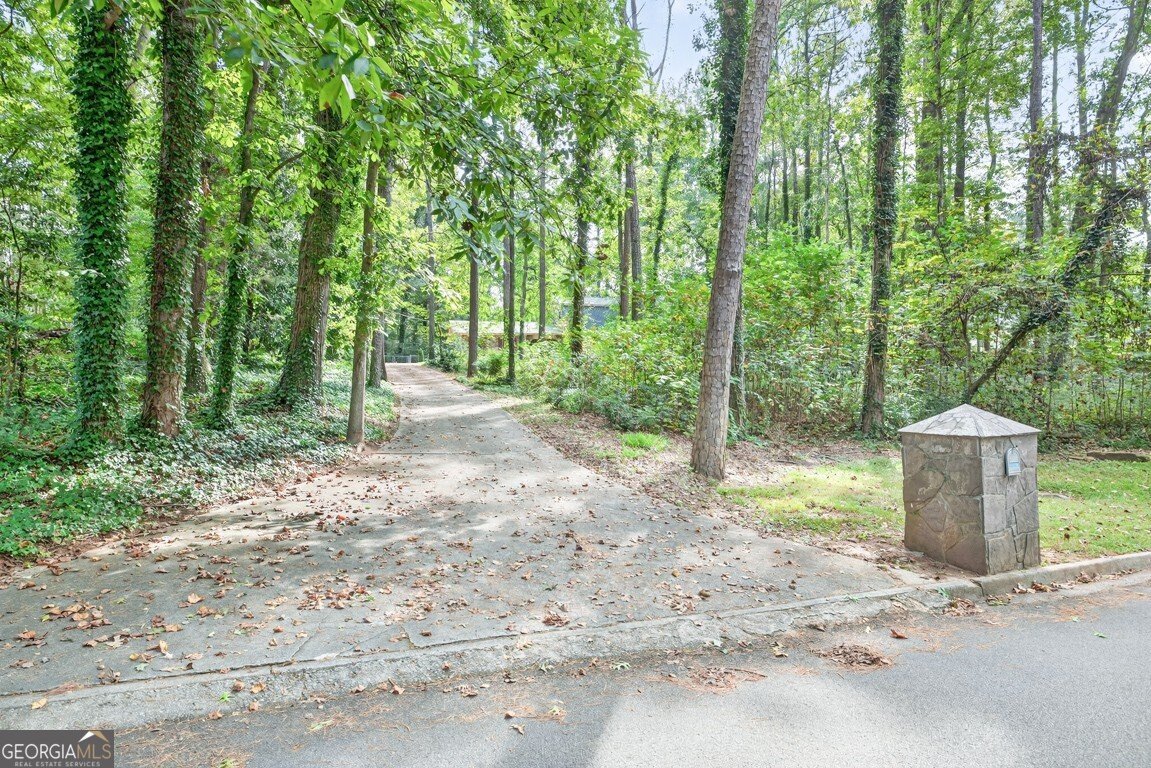 2037 Stoneleigh Drive Stone Mountain - 68