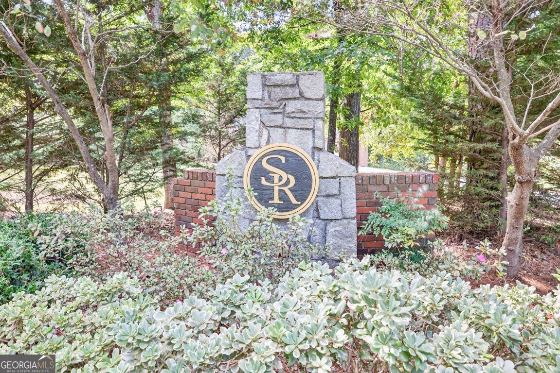 2037 Stoneleigh Drive Stone Mountain - 75
