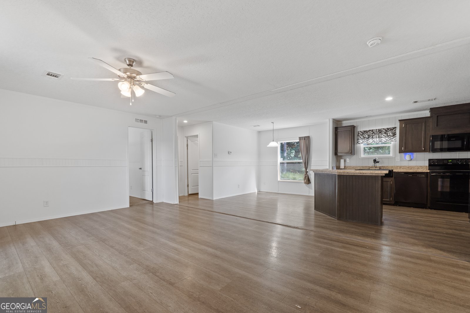 280 Lakeview Drive Locust Grove - 1