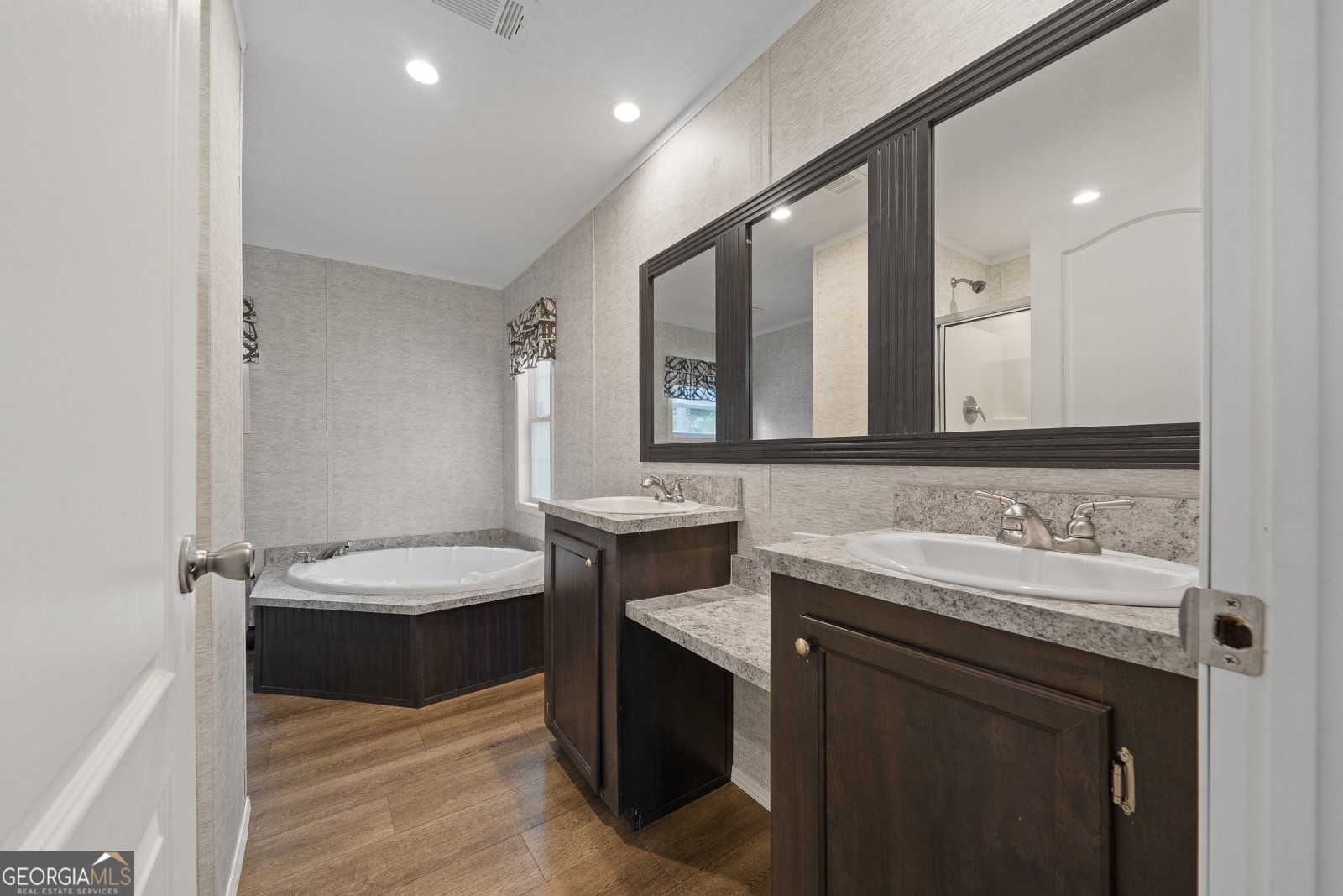 280 Lakeview Drive Locust Grove - 19