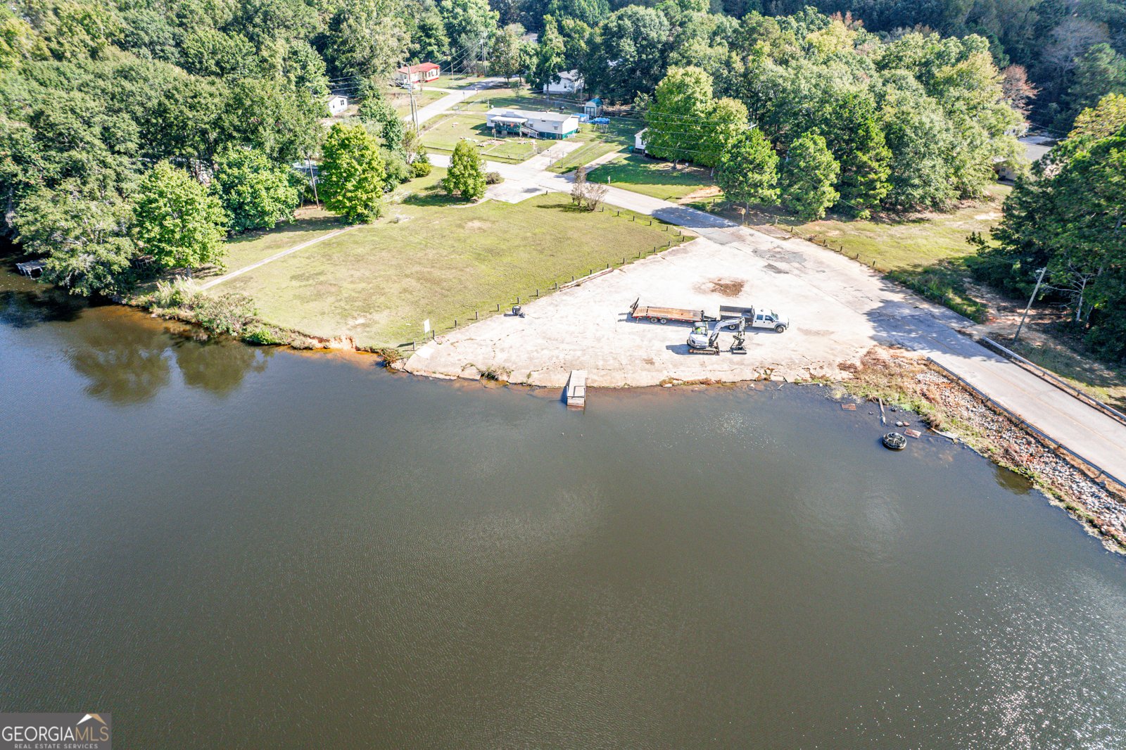 280 Lakeview Drive Locust Grove - 30