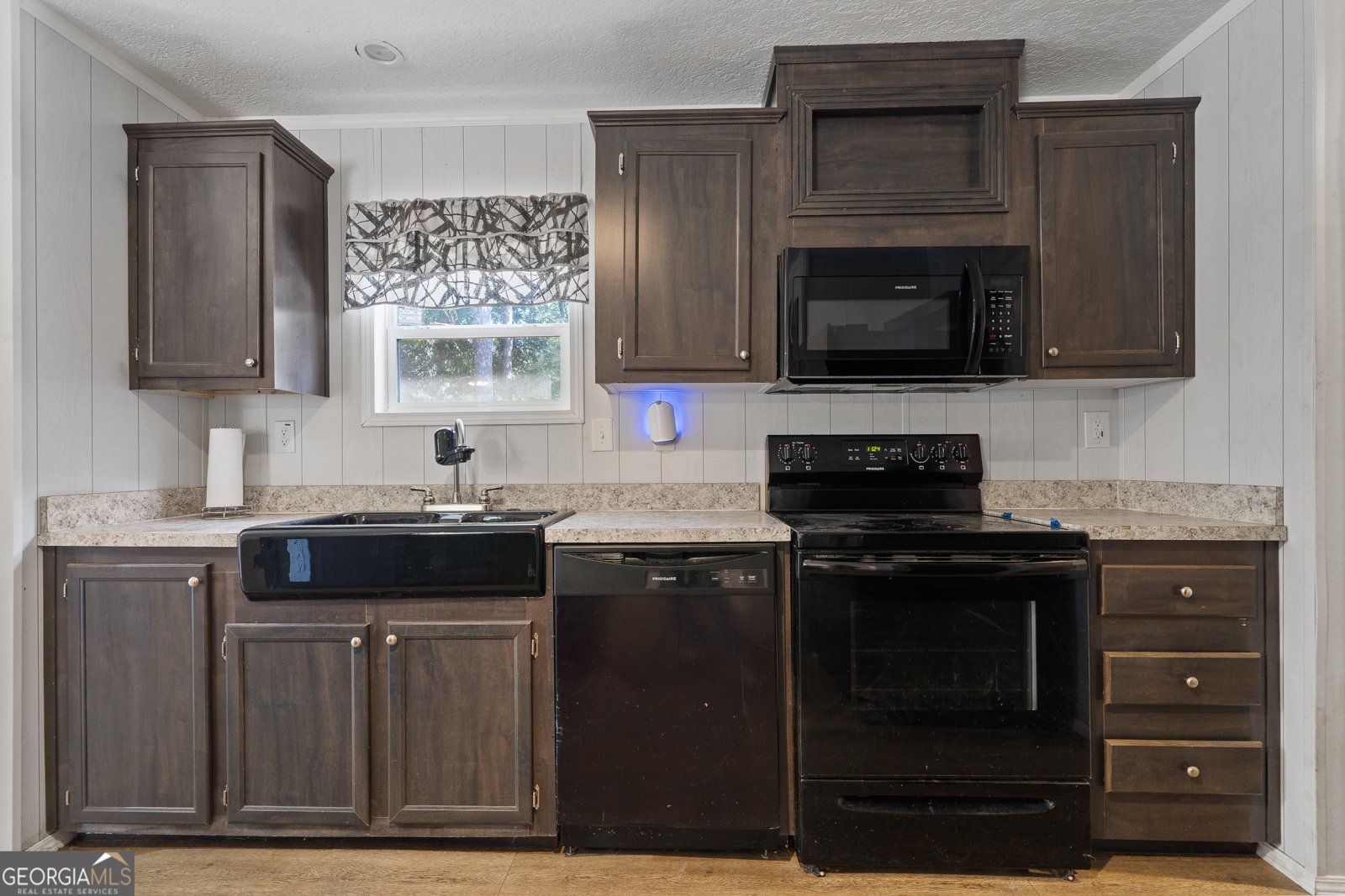 280 Lakeview Drive Locust Grove - 7