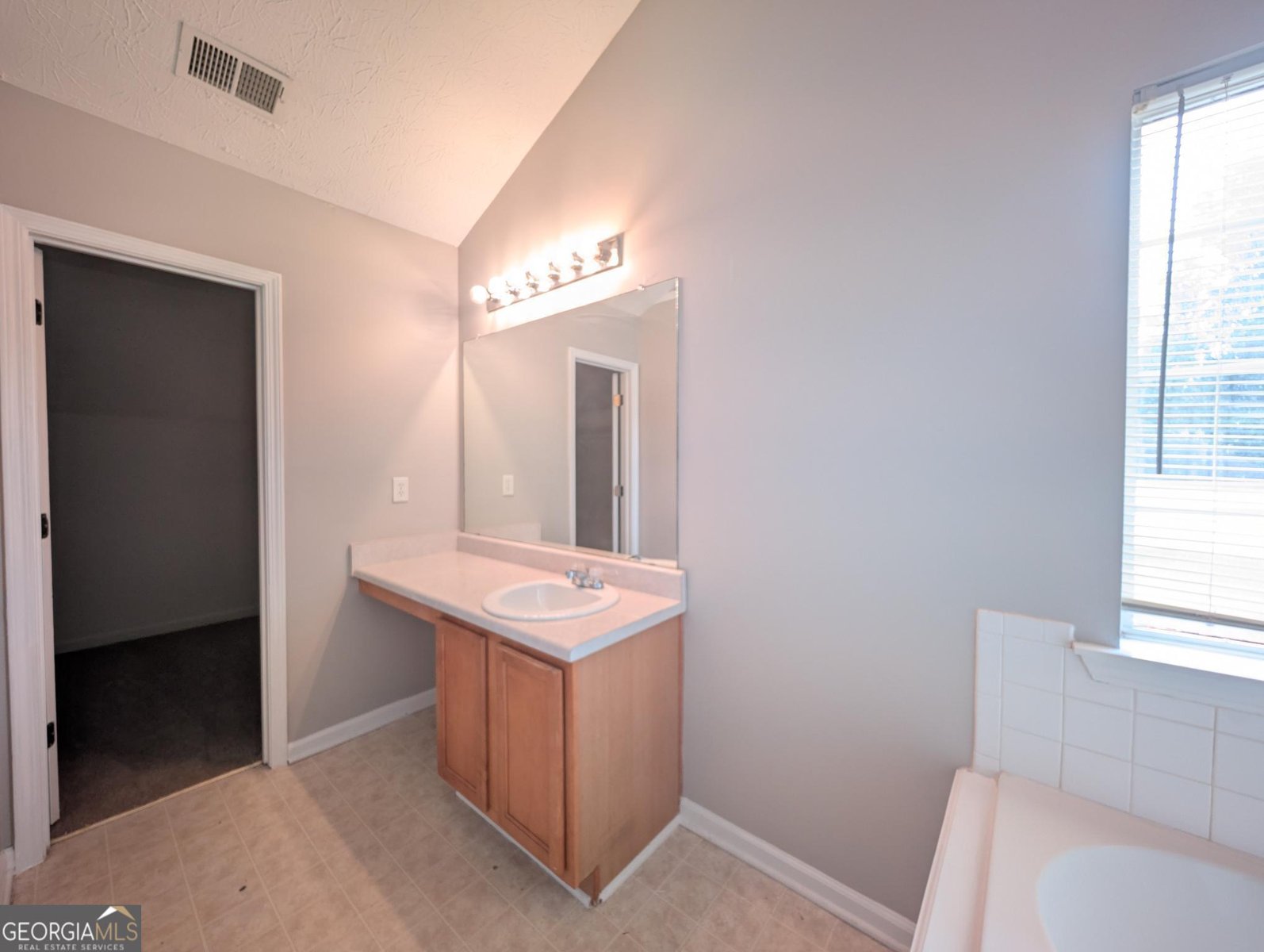 823 Haydens Ridge Ellenwood - 24